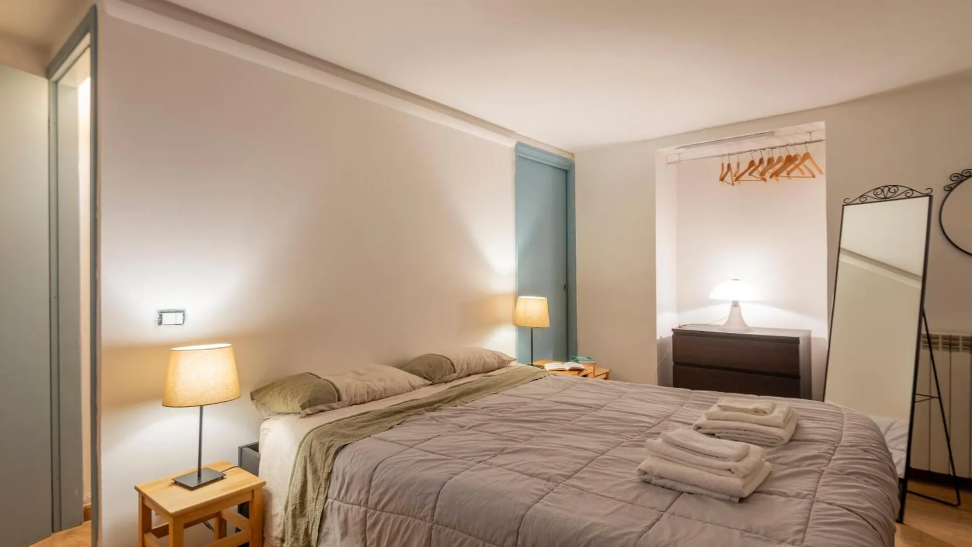 Casa D'Artista - Milano Apartment 0*, Milan Italy
